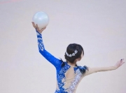 华体会app下载-彰显实力：体操选手飒爽英姿