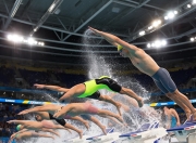 华体会网页版入口-加拿大游泳选手勇夺男子蝶泳金牌