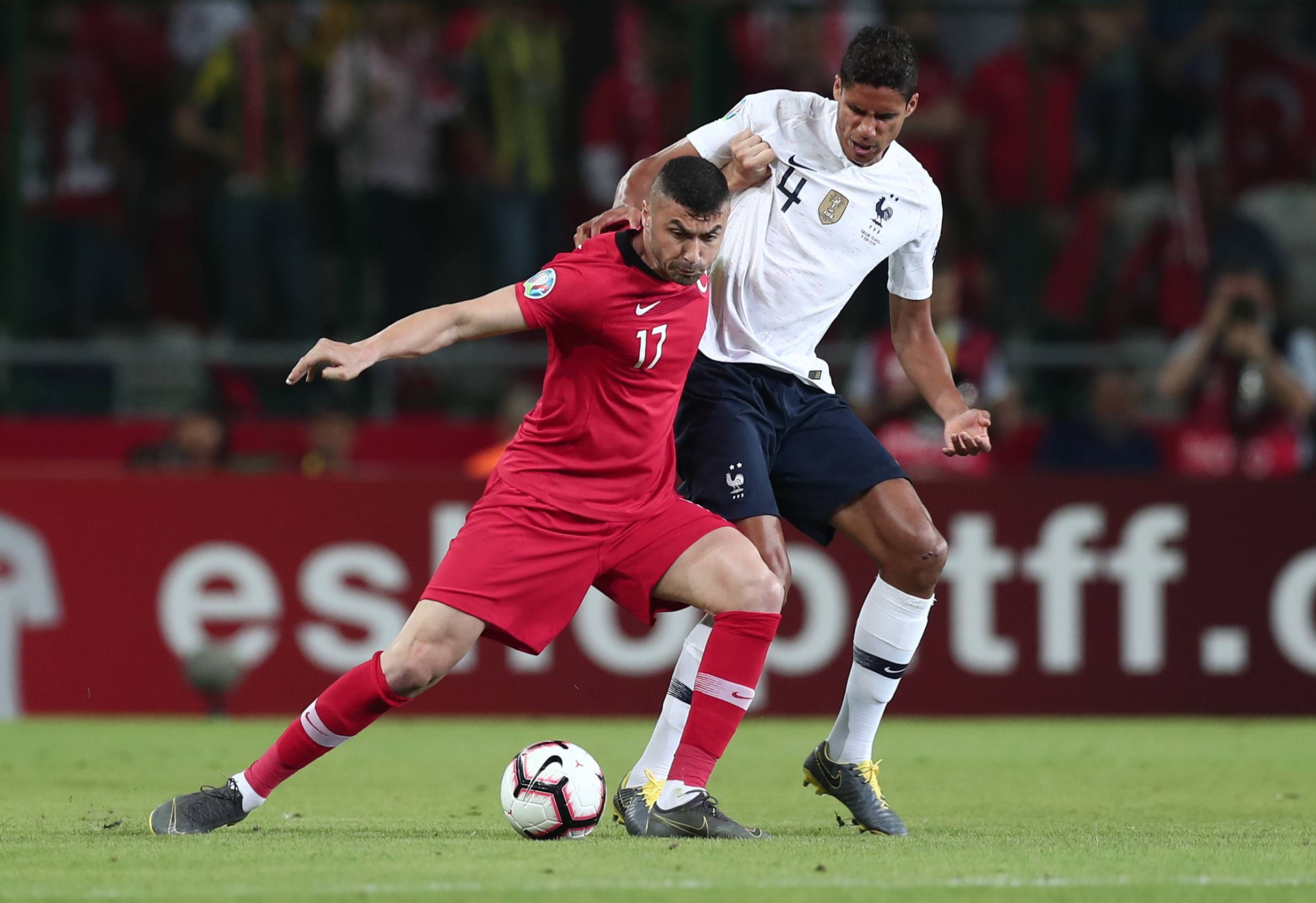 包含欧预赛赛程：怎样预测胜负？的词条