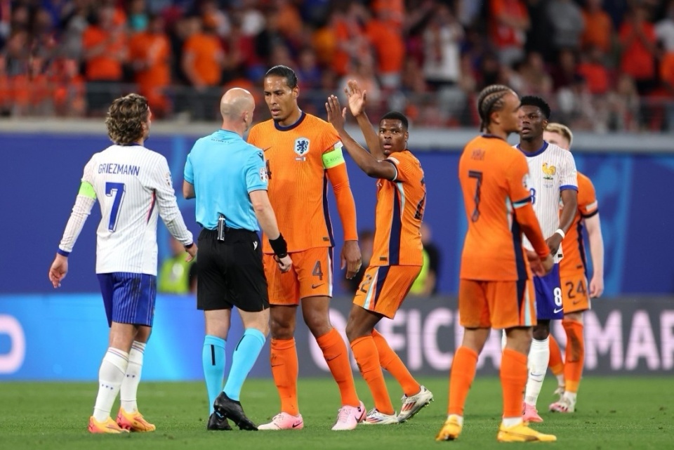 克罗地亚大胜斯洛伐克,晋级欧洲杯八强 克罗地亚大胜斯洛伐克,晋级欧洲杯八强