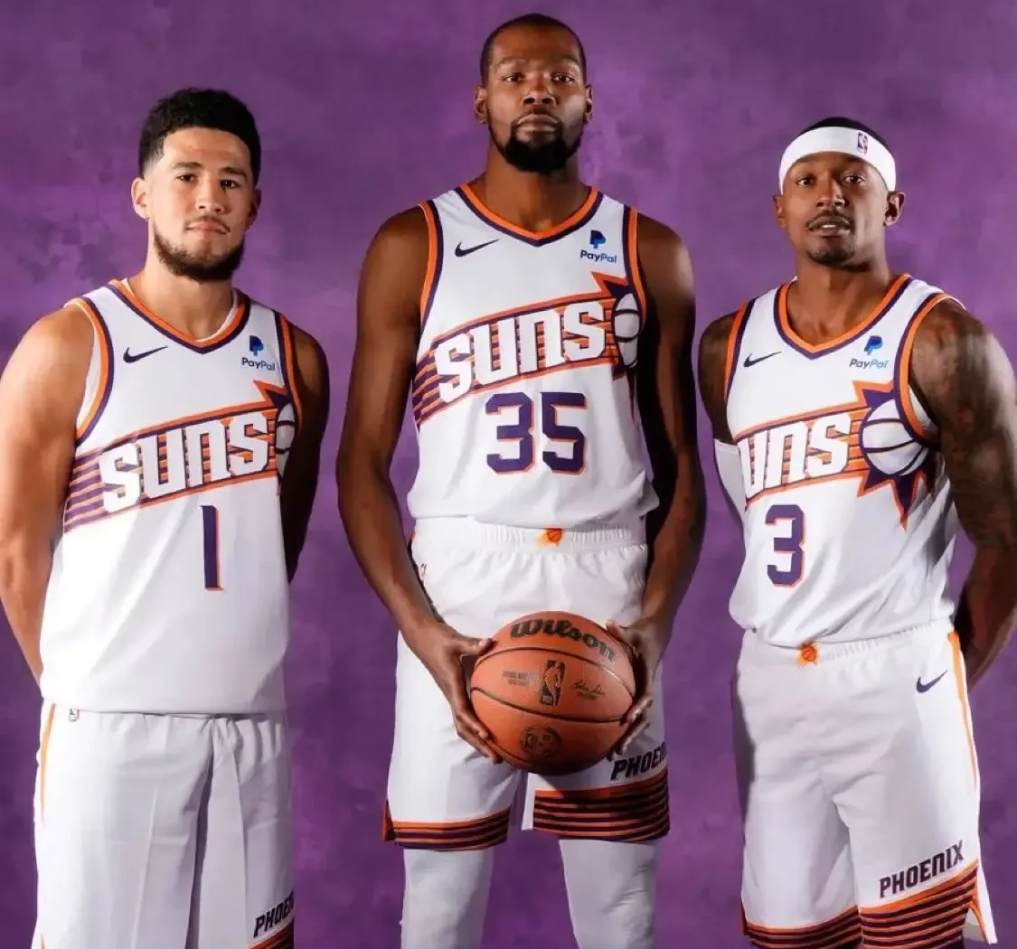 太阳队惊险胜出，后卫绝杀敌人的简单介绍